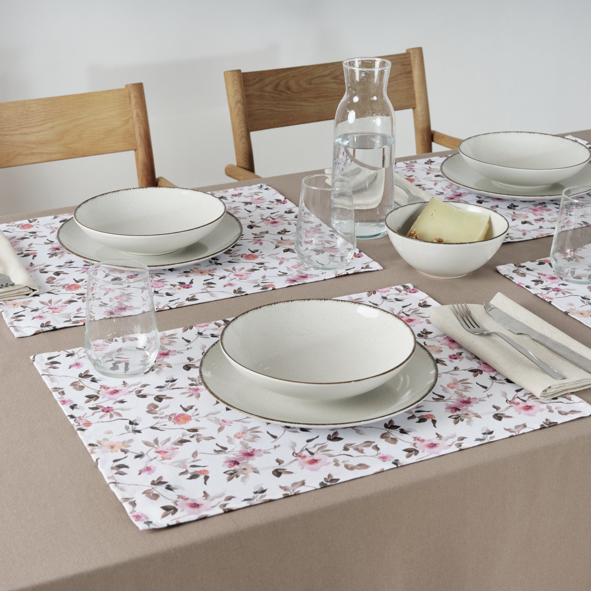 Pack 2 ud. mantel individual resinado antimanchas Leeds Rosa